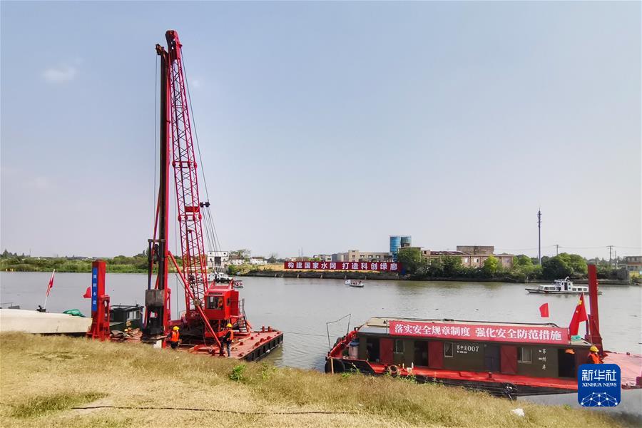 （圖文互動）（11）&ldquo;中國經濟發展前景一定會更加光明&rdquo;&mdash;&mdash;習近平總書記引領統籌推進高質量發展和高水平安全述評