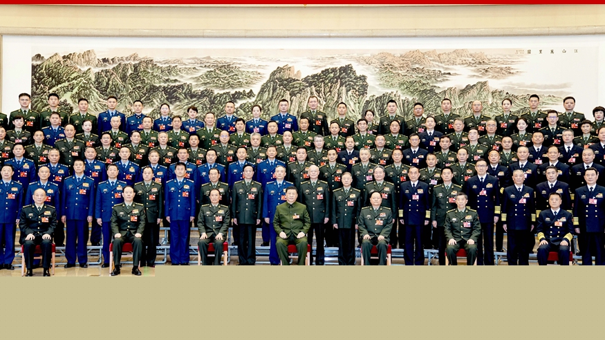 習近平出席解放軍和武警部隊代表團全體會議