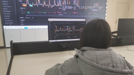 新職業(yè)&middot;新觀察｜聽風(fēng)測光算用量&mdash;&mdash;探訪電力交易員