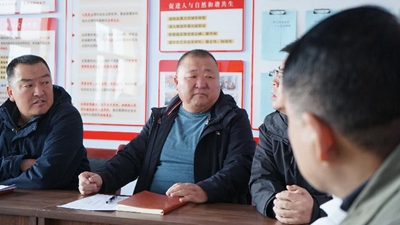 朝勒孟:把基層群眾的事記在心里