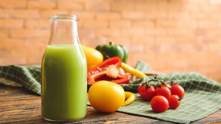 榨蔬菜汁喝，比吃蔬菜更健康更方便？