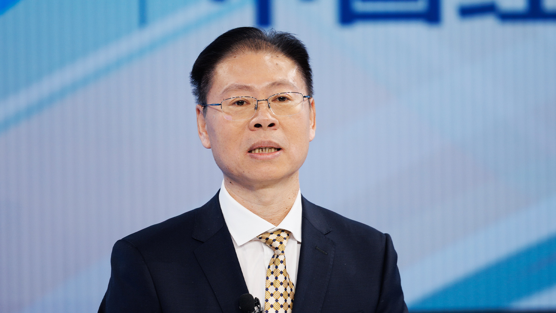 如何理解“五個必須”的具體要求和深刻內涵？