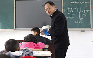 落松地小學有了新變化！