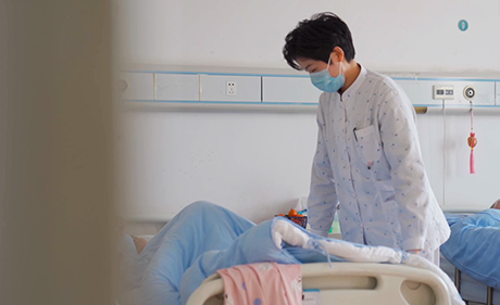 李楠楠：換位思考，把老人當成自己的親人一樣去照顧