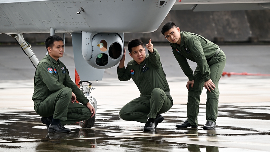 &ldquo;智勝&rdquo;先鋒&mdash;&mdash;記&ldquo;最美新時代革命軍人&rdquo;李陽