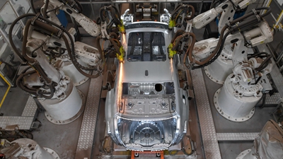 瞄準(zhǔn)&ldquo;新質(zhì)&rdquo;驅(qū)動(dòng) 聚焦戰(zhàn)略支撐&mdash;&mdash;吉林以高端裝備制造業(yè)助振興