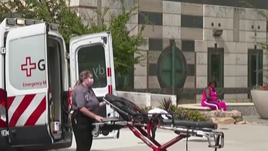 美國(guó)：最新模型預(yù)測(cè)顯示&mdash;&mdash;至年底美國(guó)或再增10萬(wàn)死亡病例