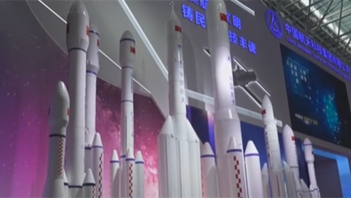 廣東珠海 第十三屆中國航展開幕：記者帶您逛航展&mdash;&mdash;走！去航天館&ldquo;尋寶&rdquo;！