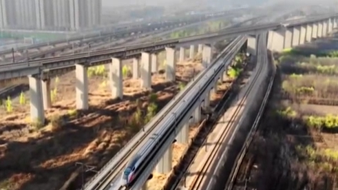 全國鐵路今起調圖 客車&ldquo;一日一圖&rdquo;