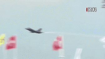 法國總統(tǒng)訪問阿聯(lián)酋：80架&ldquo;陣風(fēng)&rdquo;戰(zhàn)機(jī) 法簽武器出口最大訂單